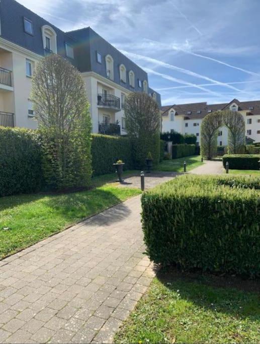 Les Jardins De Magny. Apartment Ngoại thất bức ảnh